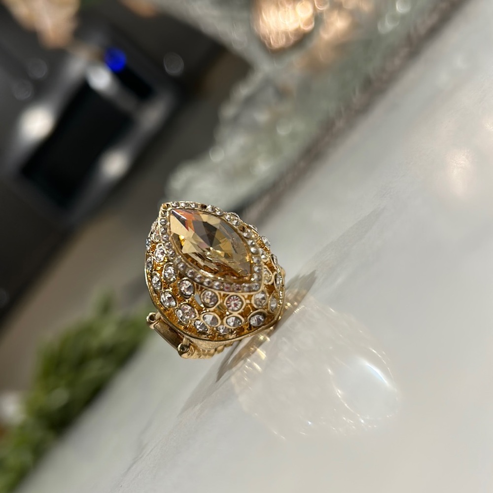Stretch Glam Bling Rhinestone Ring